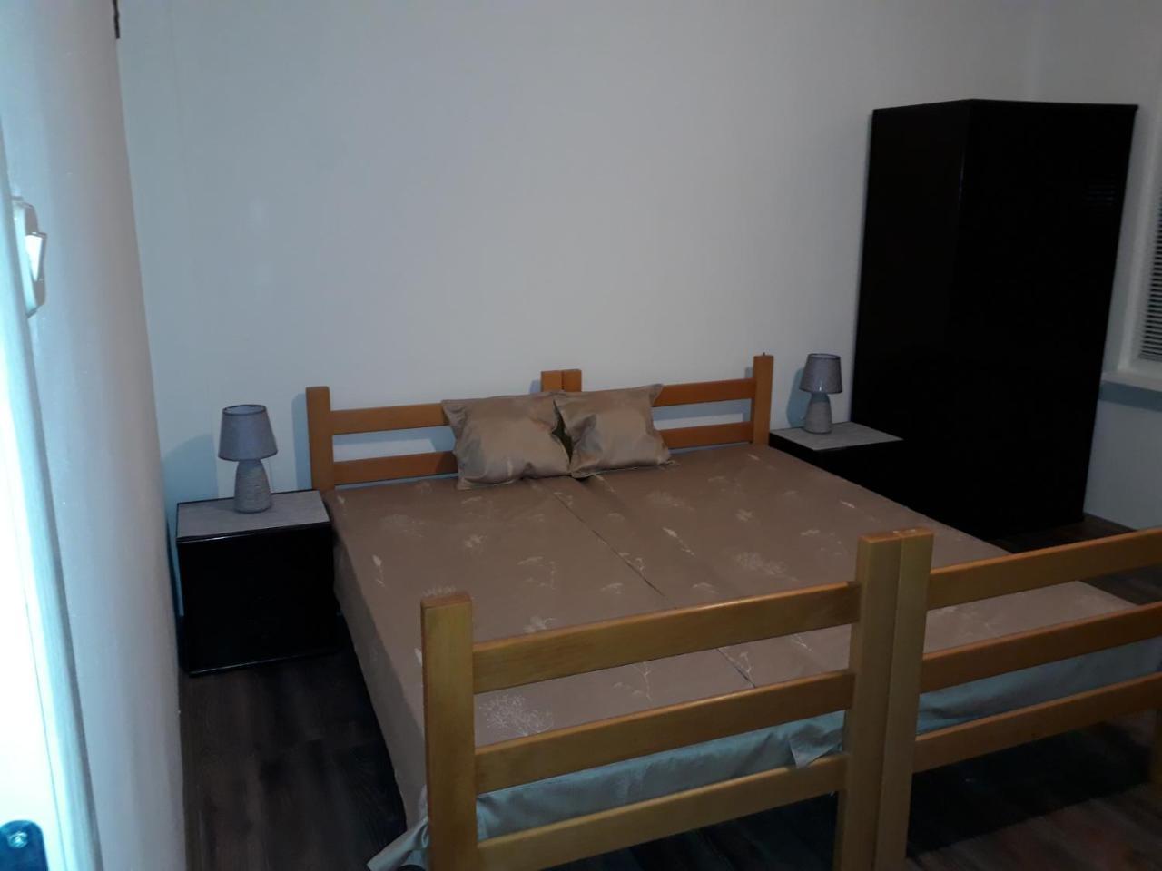 Misko'S Guest House سكوبجي المظهر الخارجي الصورة
